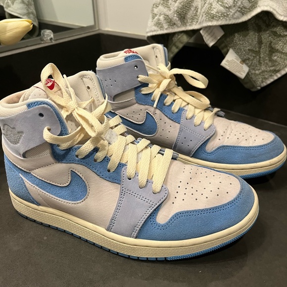 Nike Air Jordan 1 Zoom - Picture 3 of 6